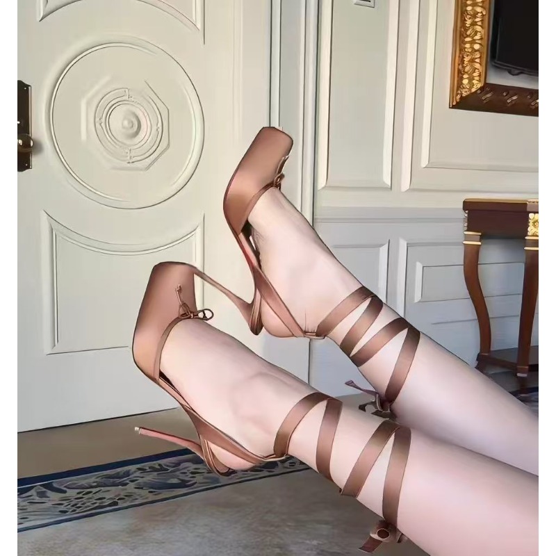 Women'S Shoes Quality - รองเท้าส้นสูงสีแดง, ผ้าโพกศีรษะผู้หญิงแบบมีโบว์จีบ, รองเท้ารัดส้นแบบสายรัดข้อเท้า, รองเท้าแต่งงานแบบหัวเข็มขัดไขว้สไตล์บัลเล่ต์