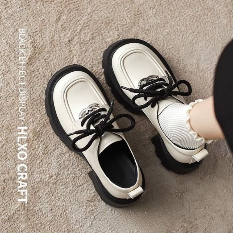 รองเท้าผู้หญิงสีขาวแบบแพลตฟอร์ - Oxford Lace Up Women บทวิจารณ์และราคา