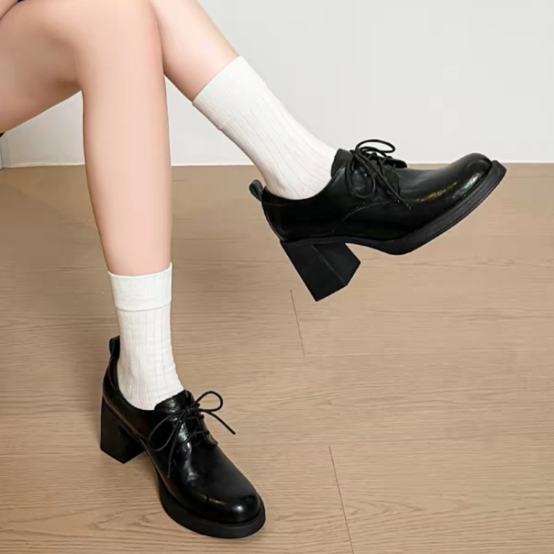 รองเท้าอ็อกซ์ฟอร์ดหัวเหลี่ยมแบ - Oxford Lace Up Women บทวิจารณ์และราคา