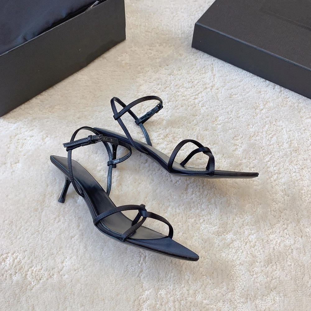 รองเท้าส้นสูงดีไซน์หรูหรา หัวแ - Women'S Shoes Clogs บทวิจารณ์และราคา